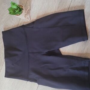 lululemon athletica Black Women's Shorts l Size 0